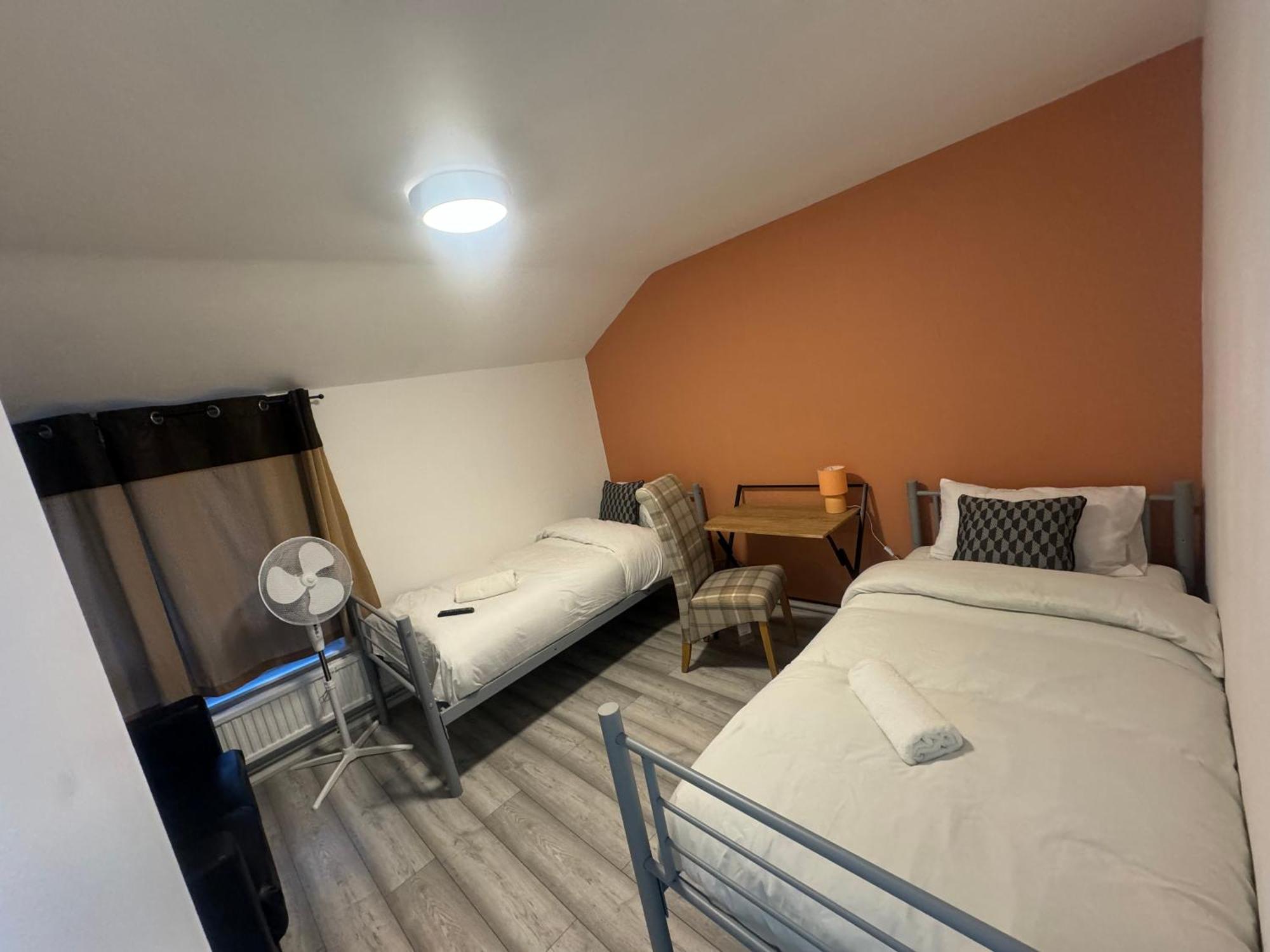 Tottenham Velvet Suites London Exterior photo